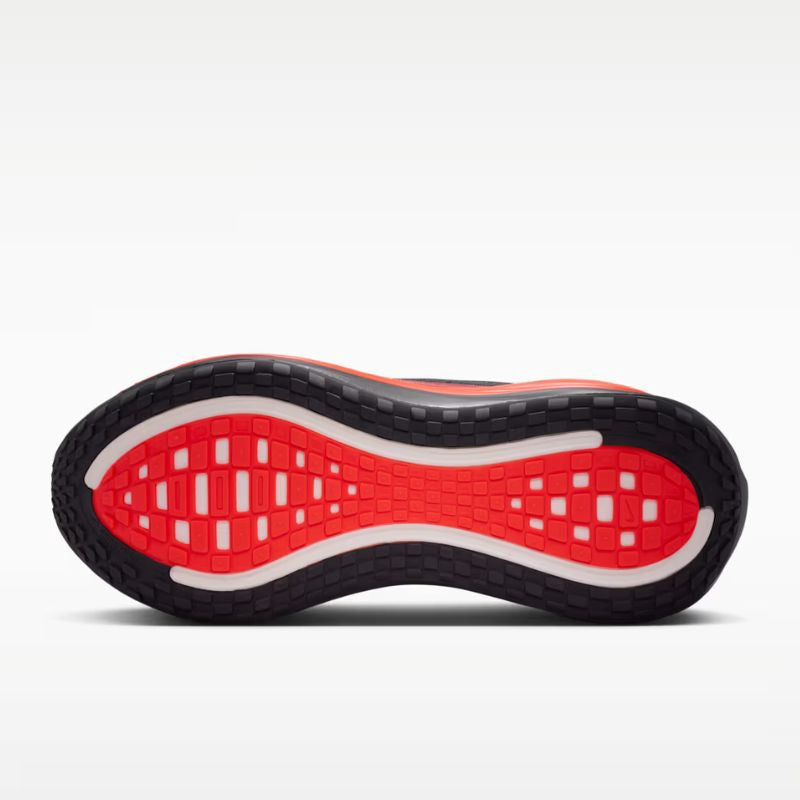 NIKE VOMERO PLUS