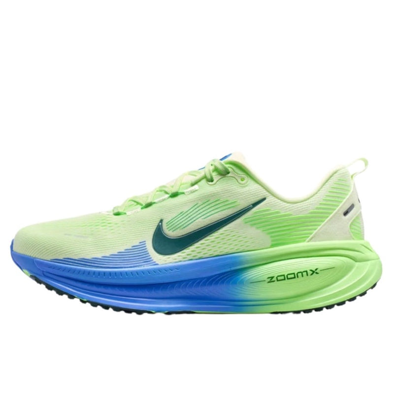 NIKE VOMERO 18