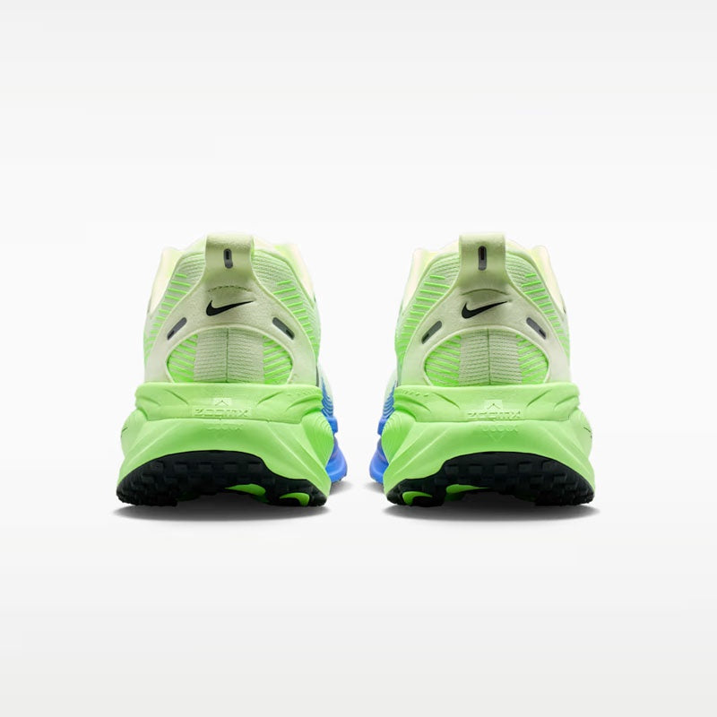 NIKE VOMERO 18