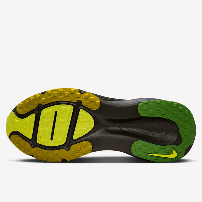 NIKE VOMERO 18 SE