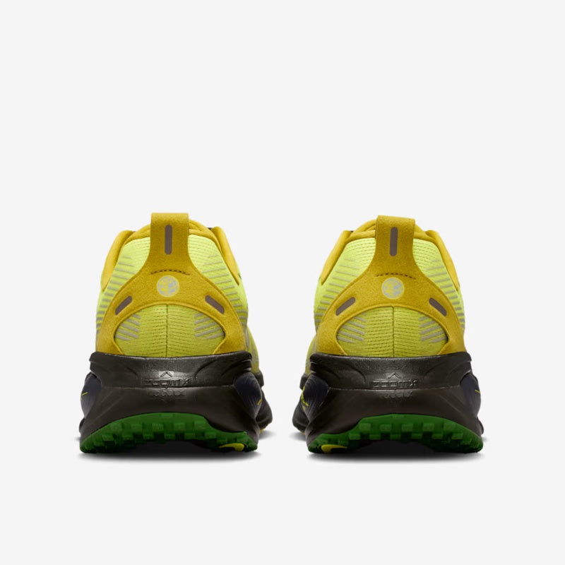 NIKE VOMERO 18 SE