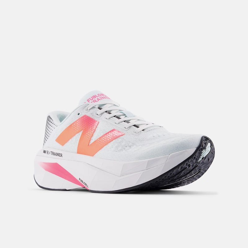 NEW BALANCE SUPERCOMP TRAINER