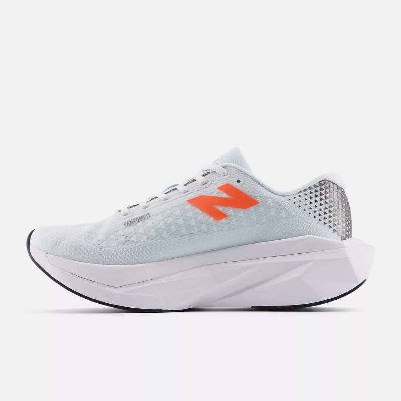 NEW BALANCE SUPERCOMP TRAINER
